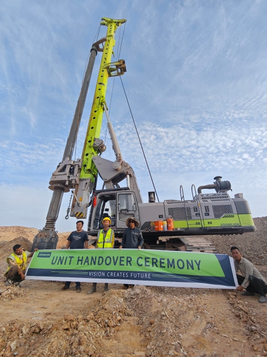 China-Algeria Joint Construction: Pioneer in Mining Railways – Zoomlion ZR360L Rotary Drilling Rig Demonstrates Chinese Strength!